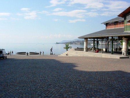 Monteux - Place du marché